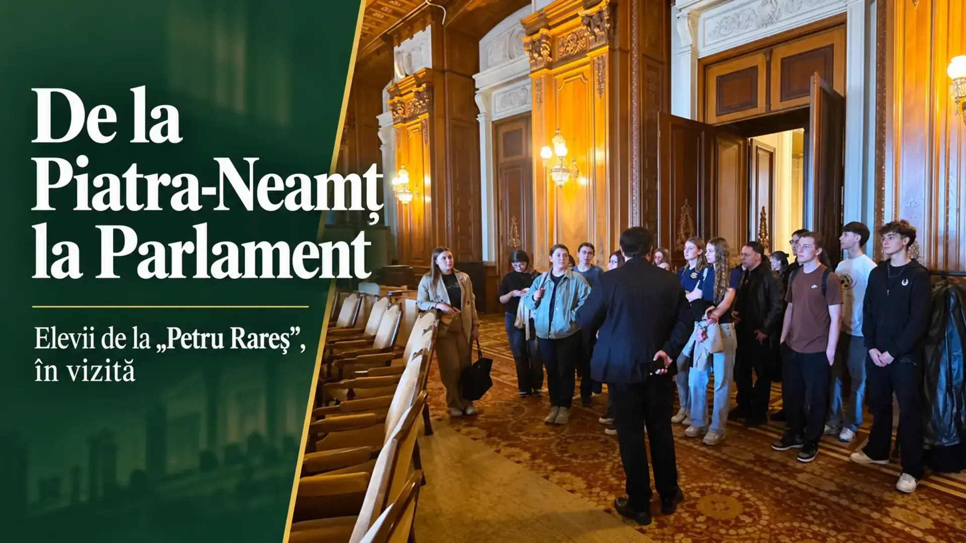 Elevi ai Colegiului Național Petru Rareș în vizită într-o sală a Parlamentului